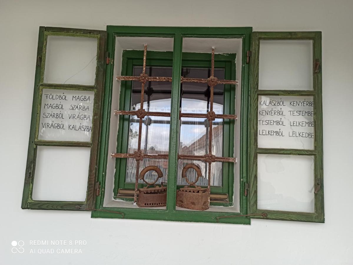 Fűszeres Porta Villa Mihalyfa Kültér fotó